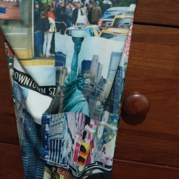 NY leggings - Picture 3 of 4